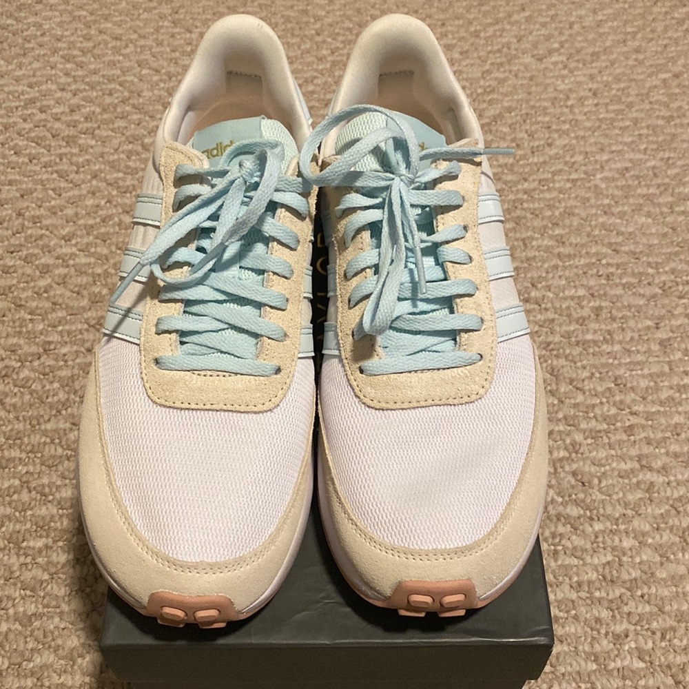 Adidas sneaker